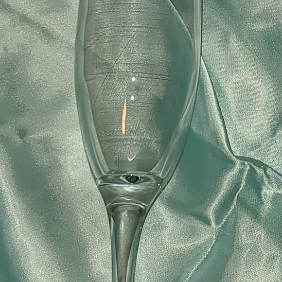 LIBBY Champagne Glasses Set of Four (NEW IN BOX) - Picture 2 of 4